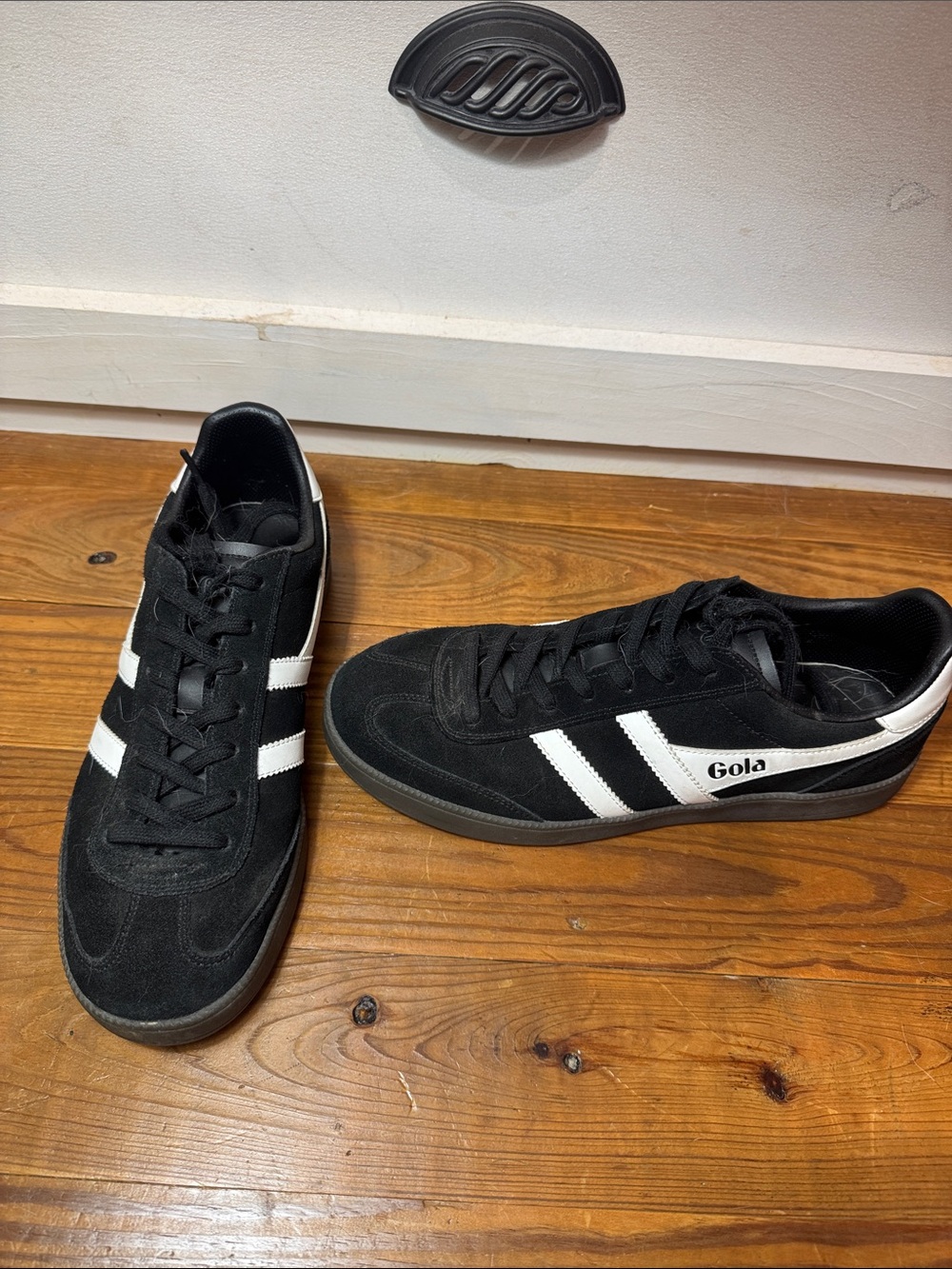 Well Worn by Woman Gola Black & White Classic Trainer
